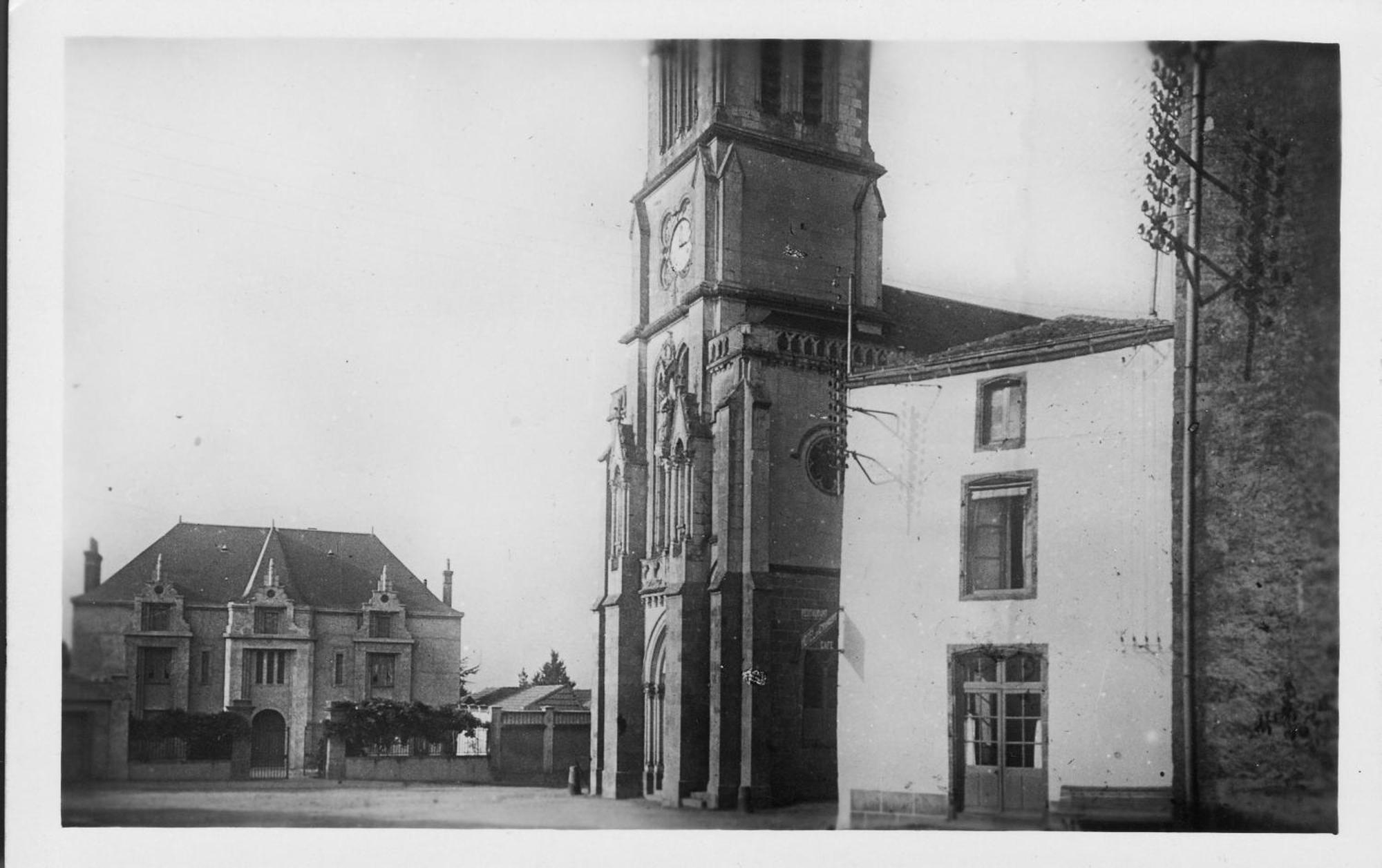 Hôtel De La Barbacane Tiffauges Buitenkant foto