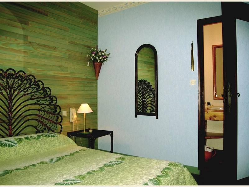 Hôtel De La Barbacane Tiffauges Buitenkant foto